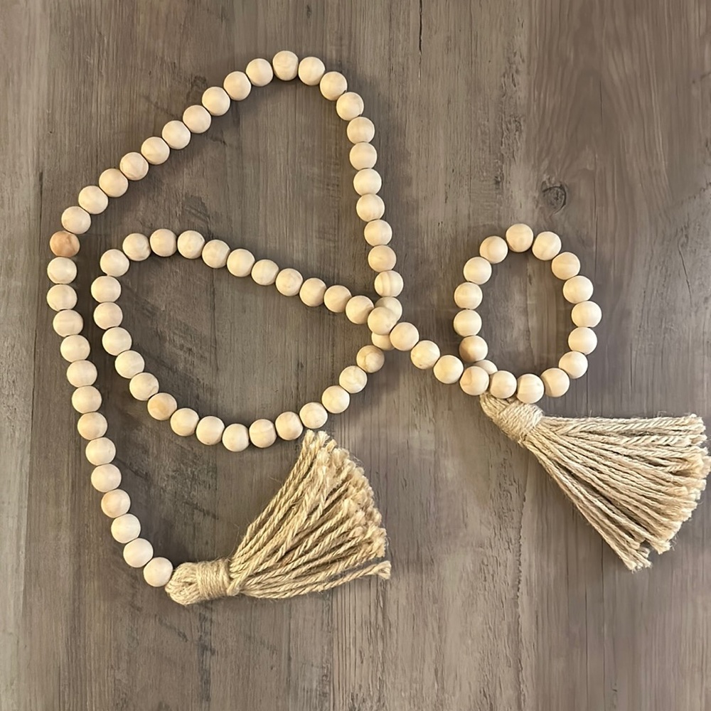Decorative beads